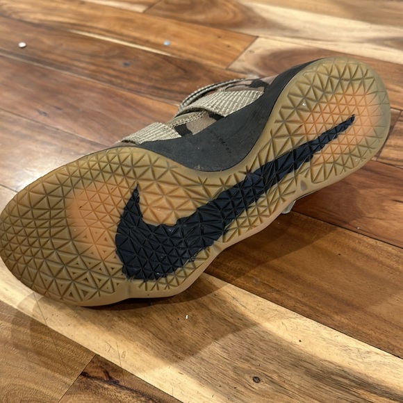 Nike Zoom LeBron Soldier 11 'Camo' 897644-200 - Picture 12 of 16